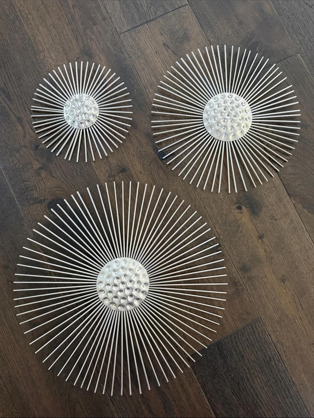 Fetco Habitat Décor Sola Silver Starburst Metal Wall Art Set of 3